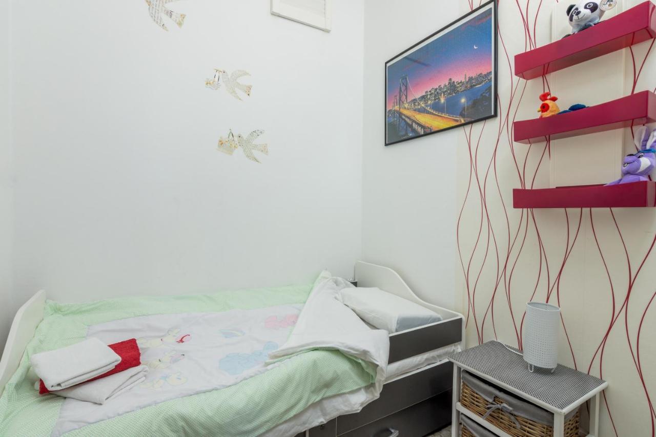 Family Friendly Apartments With A Swimming Pool Cepic, Central Istria - Sredisnja Istra - 11636 Zatka Cepic Ngoại thất bức ảnh
